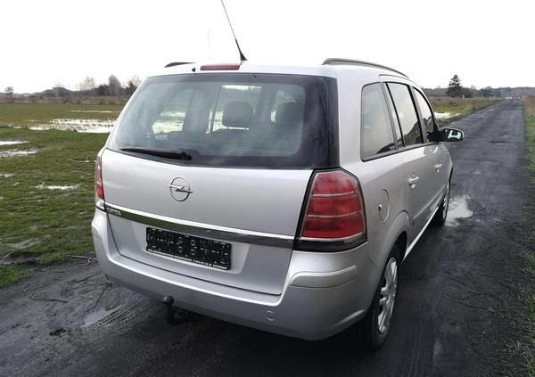 Opel Zafira cena 13900 przebieg: 243000, rok produkcji 2007 z Ryki małe 781